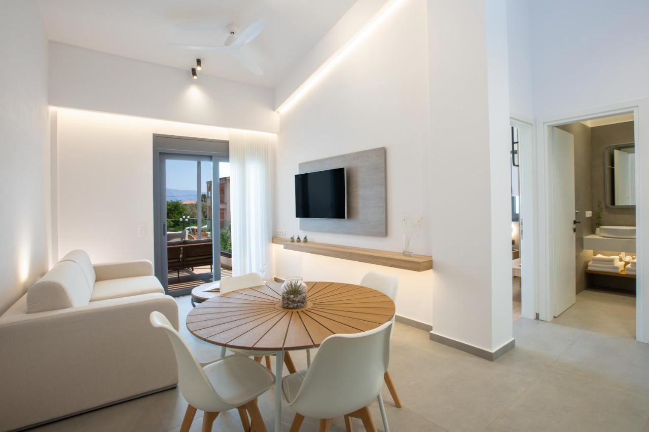 Elianthi Luxury Apartments Nikiana Bagian luar foto