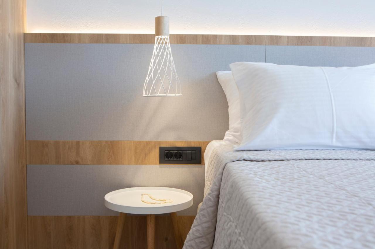 Elianthi Luxury Apartments Nikiana Bagian luar foto